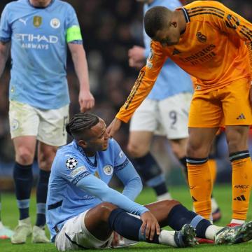 Manuel Akanji will undergo surgery for a muscle injury and is expected to be sidelined for approximately 10 weeks.