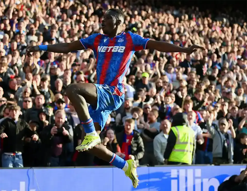 Crystal Palace secured a narrow 1-0 victory over Ipswich Town, with Ibrahima Sarr scoring the decisive goal for the in-form hosts.