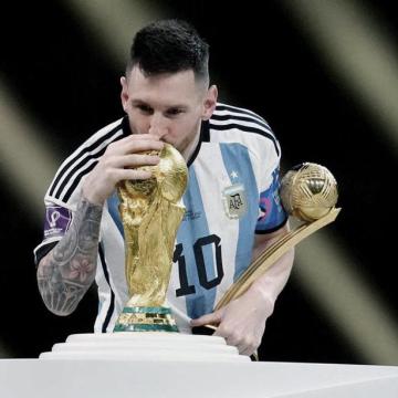 Biography of Lionel Messi.